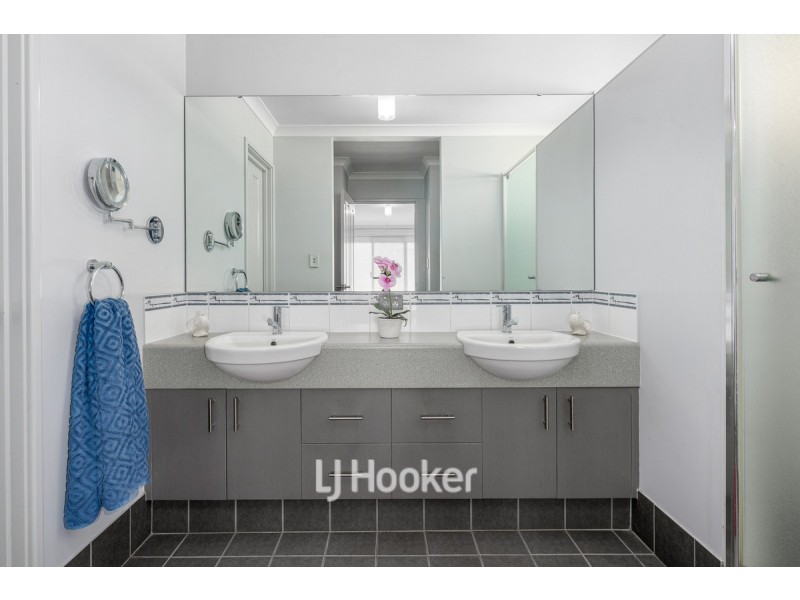 15 Wellington Boulevard, Collie WA 6225