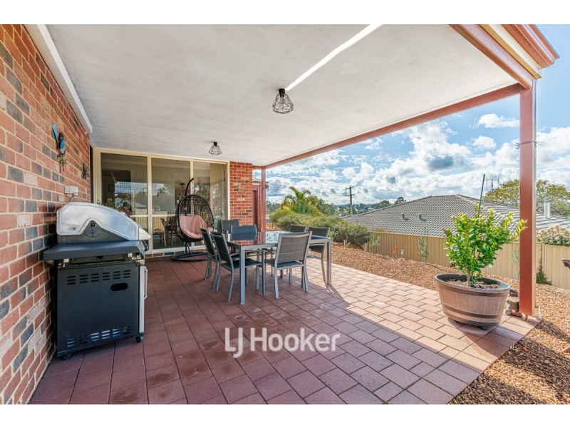 15 Wellington Boulevard, Collie WA 6225