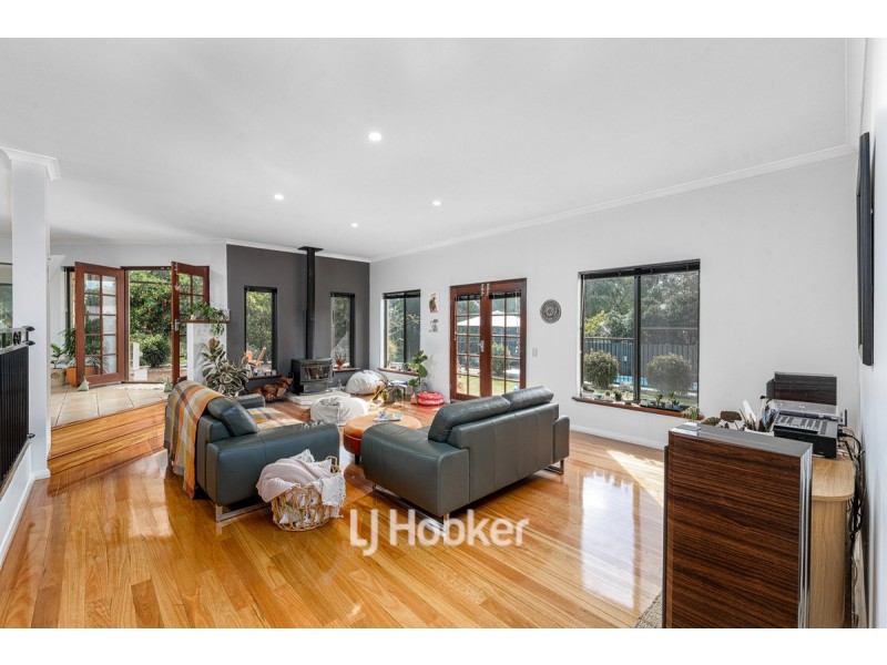 10 Quonday Way, Dalyellup WA 6230