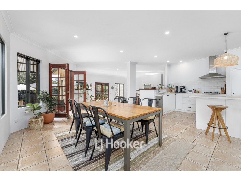 10 Quonday Way, Dalyellup WA 6230