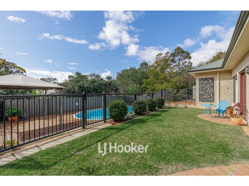 10 Quonday Way, Dalyellup WA 6230