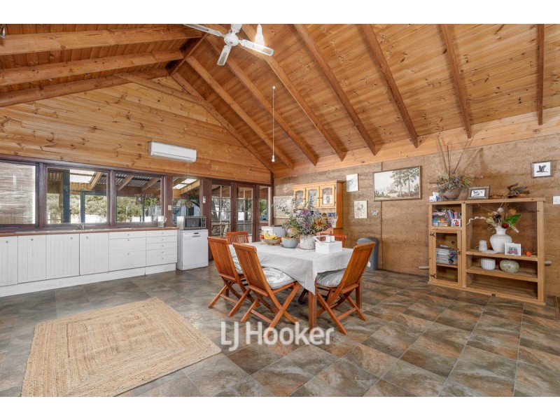 44 Hollyford Place, Dardanup West WA 6236