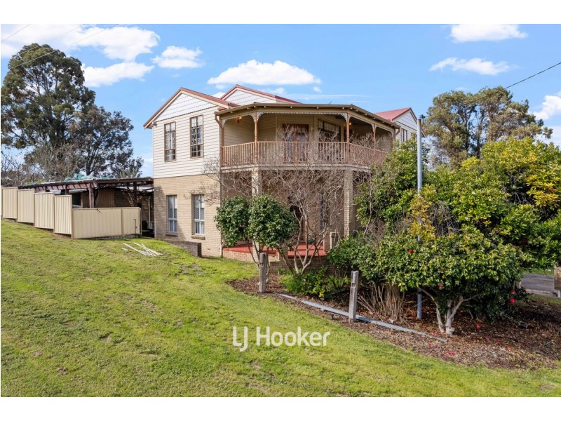 68 Clifton Street, Collie WA 6225