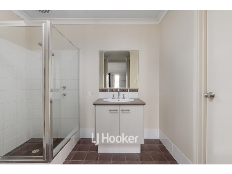 10 Lawson Road, Dalyellup WA 6230