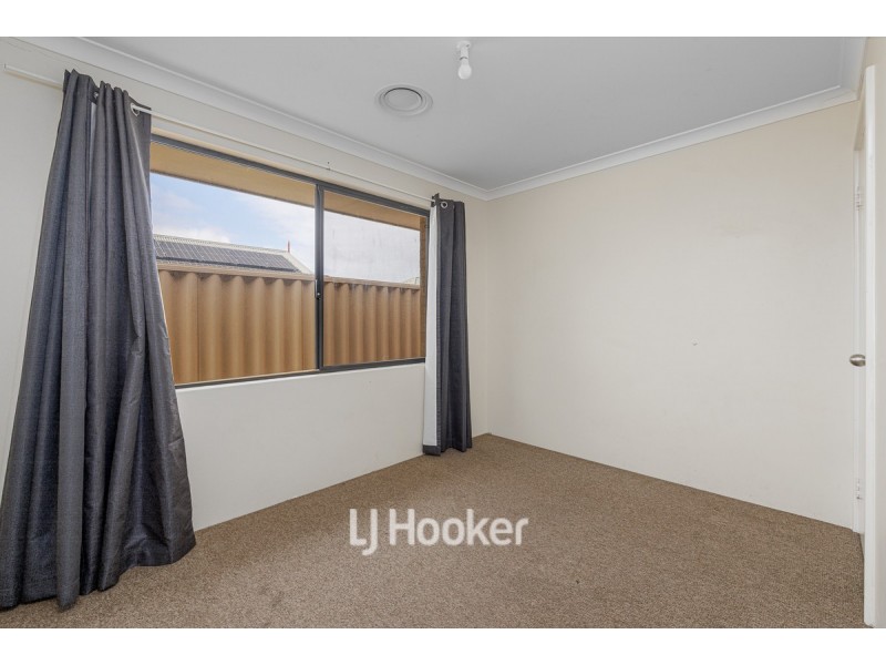 10 Lawson Road, Dalyellup WA 6230