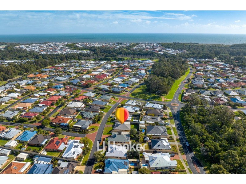 10 Lawson Road, Dalyellup WA 6230