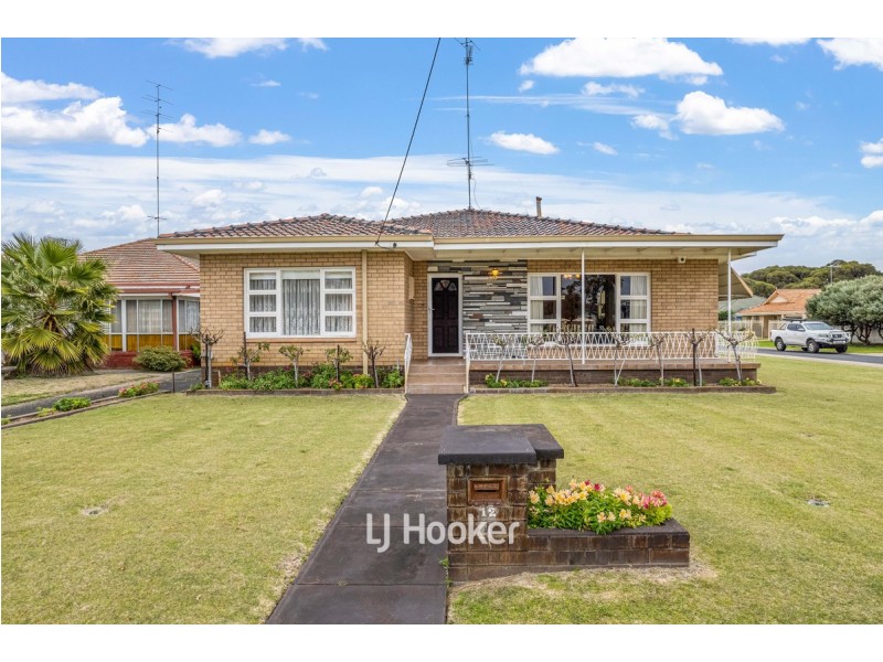 12 Minninup Road, South Bunbury WA 6230