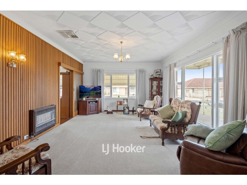 12 Minninup Road, South Bunbury WA 6230