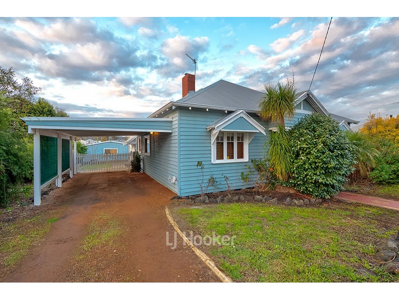 46 Roberts Street, Collie WA 6225
