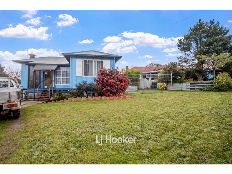 7 Benwell Place, Collie WA 6225