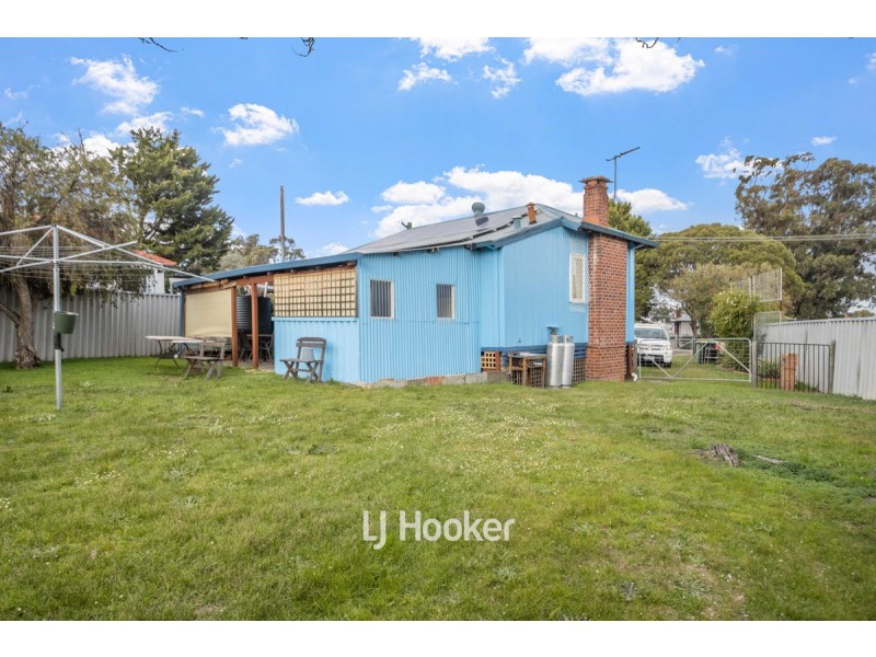 7 Benwell Place, Collie WA 6225