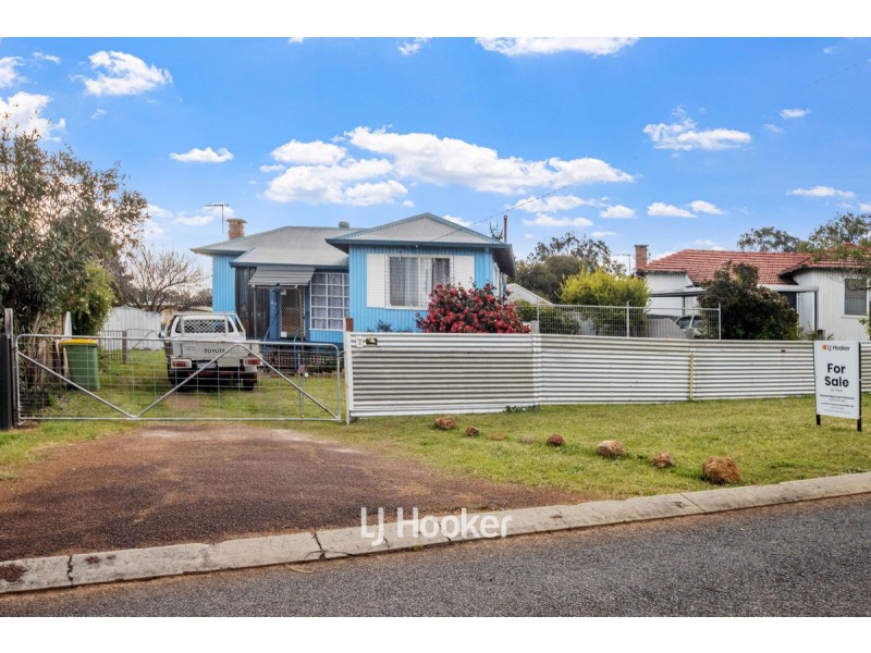 7 Benwell Place, Collie WA 6225