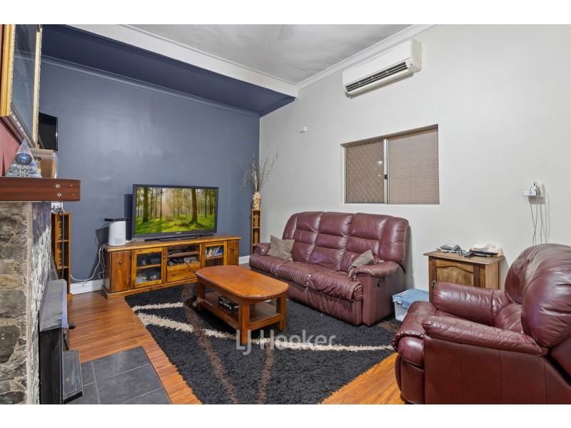 106 Atkinson Street North, Collie WA 6225