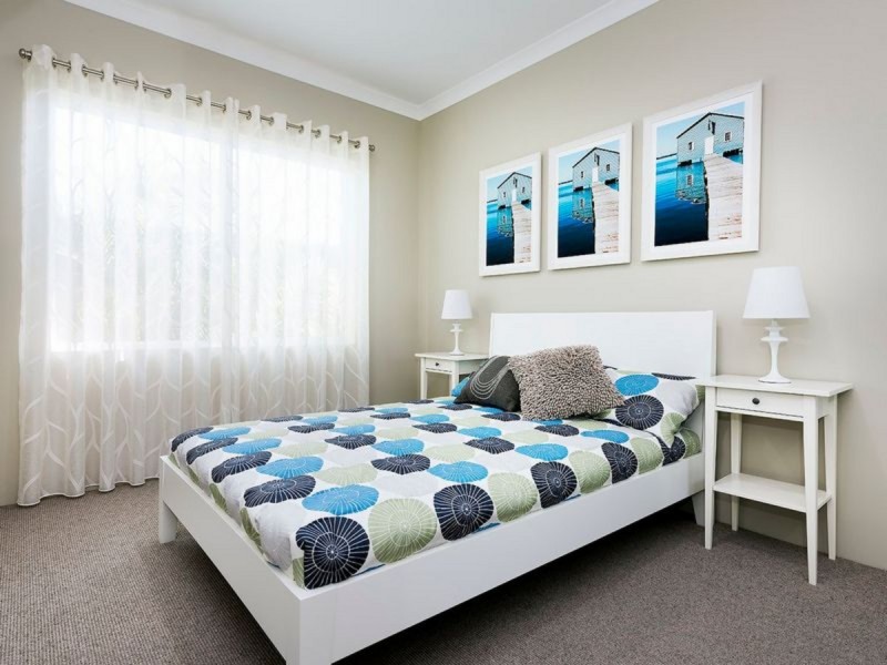 2 Bluff Road, Dalyellup WA 6230
