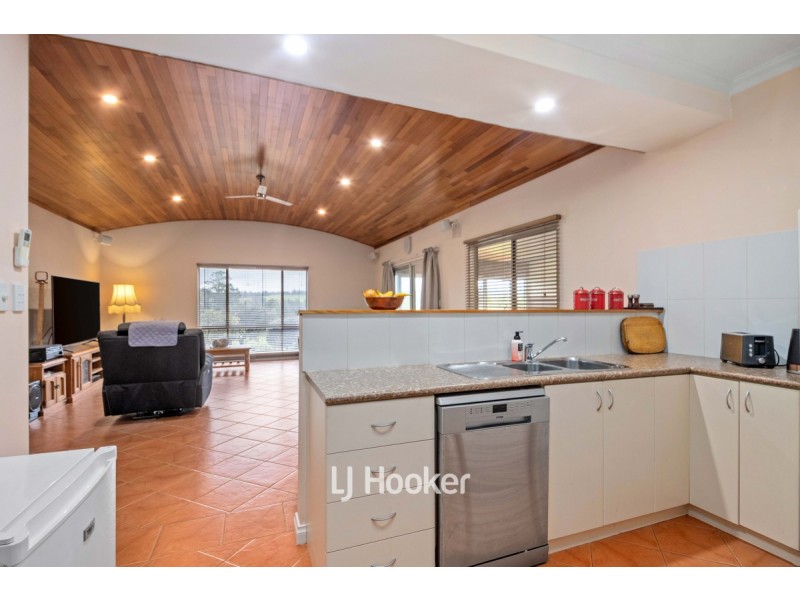 85 Booth Street, Collie WA 6225