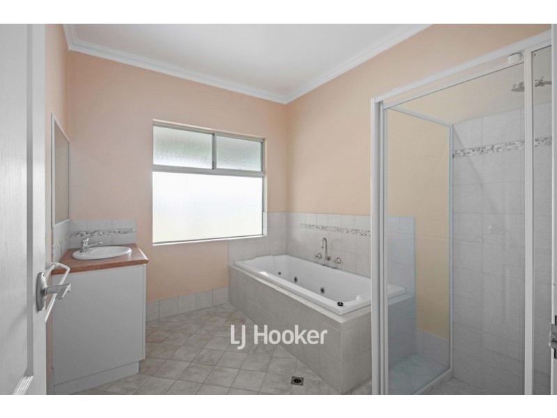 85 Booth Street, Collie WA 6225