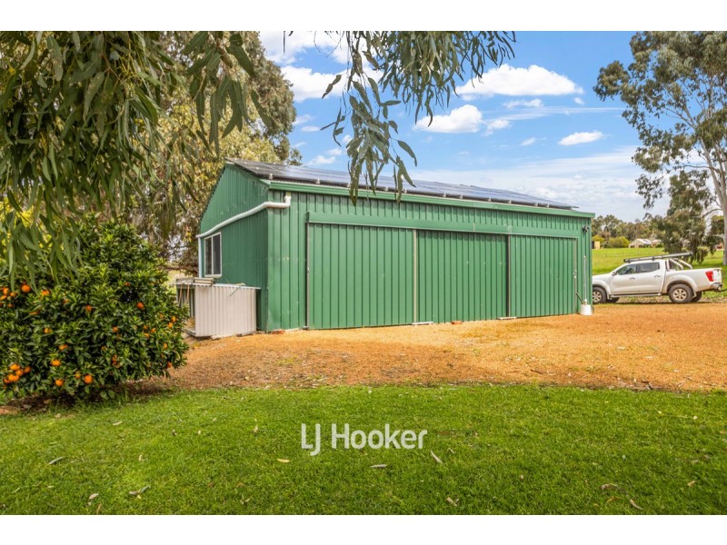 85 Booth Street, Collie WA 6225