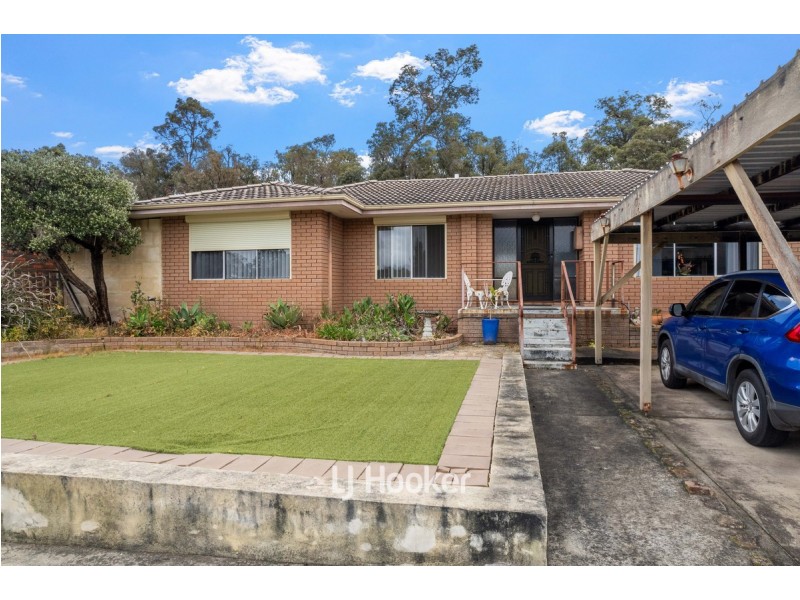 6 Cameron Street, Allanson WA 6225