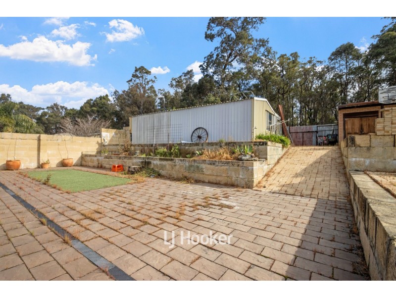 6 Cameron Street, Allanson WA 6225