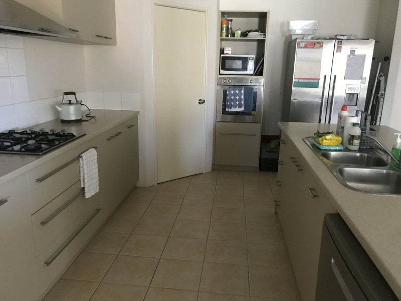 142 Hornibrook Road, Dalyellup WA 6230