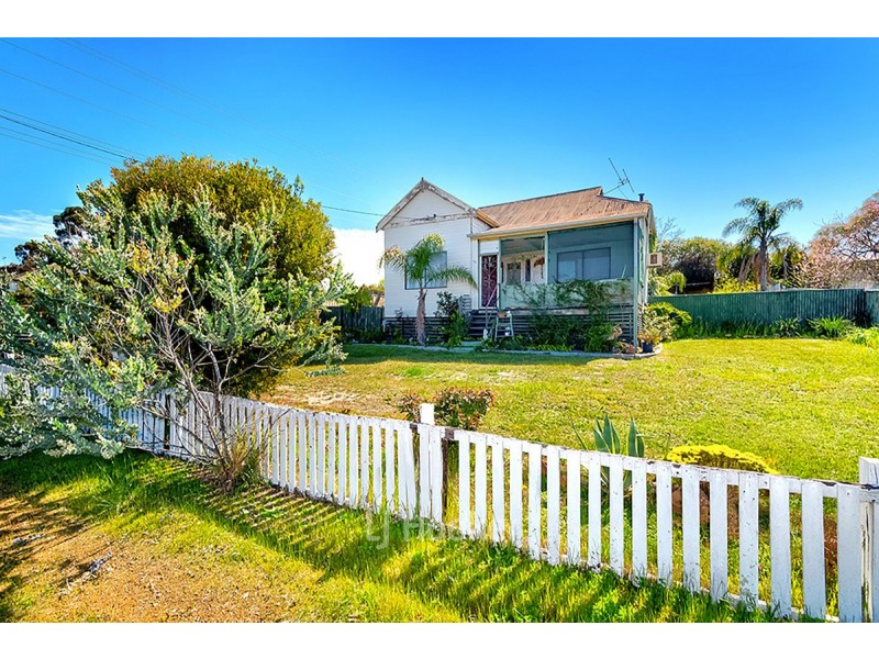 52 Clifton Street, Collie WA 6225