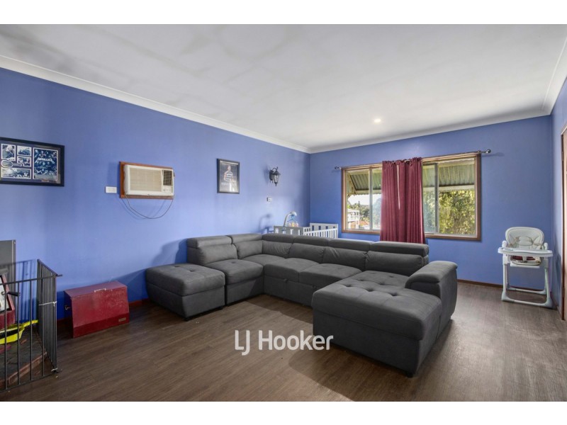 38 Deakin Street, Collie WA 6225