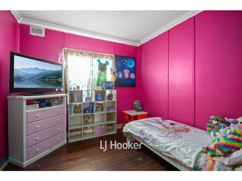 38 Deakin Street, Collie WA 6225