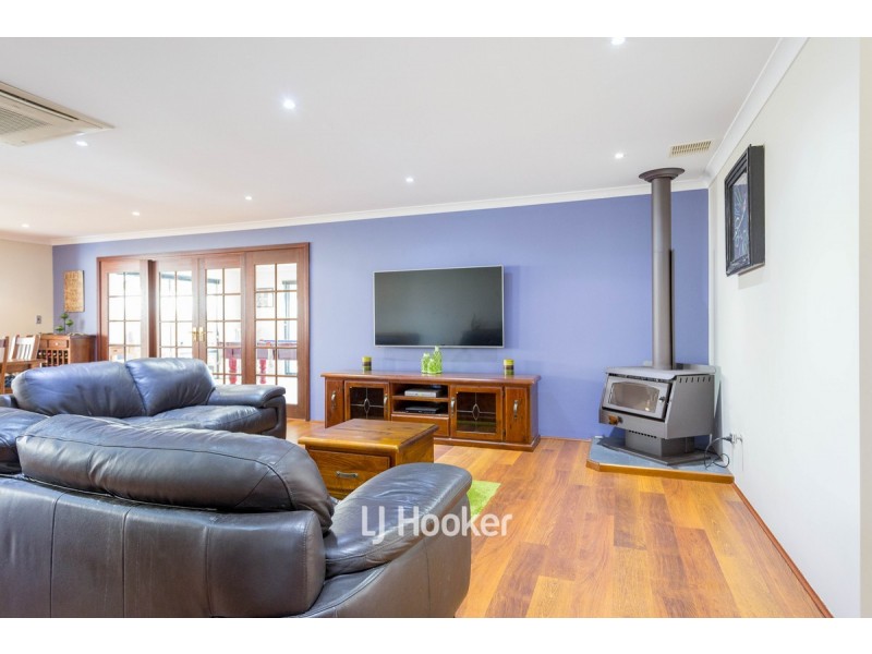 28 Gascoyne Circle, Millbridge WA 6232