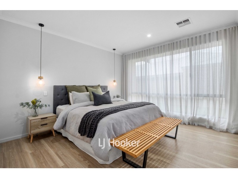 10 Sanders Parade, Glen Iris WA 6230