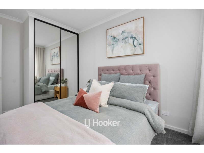 10 Sanders Parade, Glen Iris WA 6230