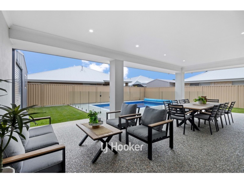 10 Sanders Parade, Glen Iris WA 6230