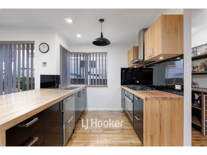 19 Casson Street, Dalyellup WA 6230