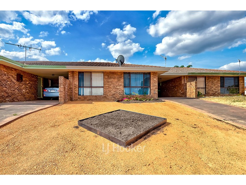 5B Coverley, Collie WA 6225