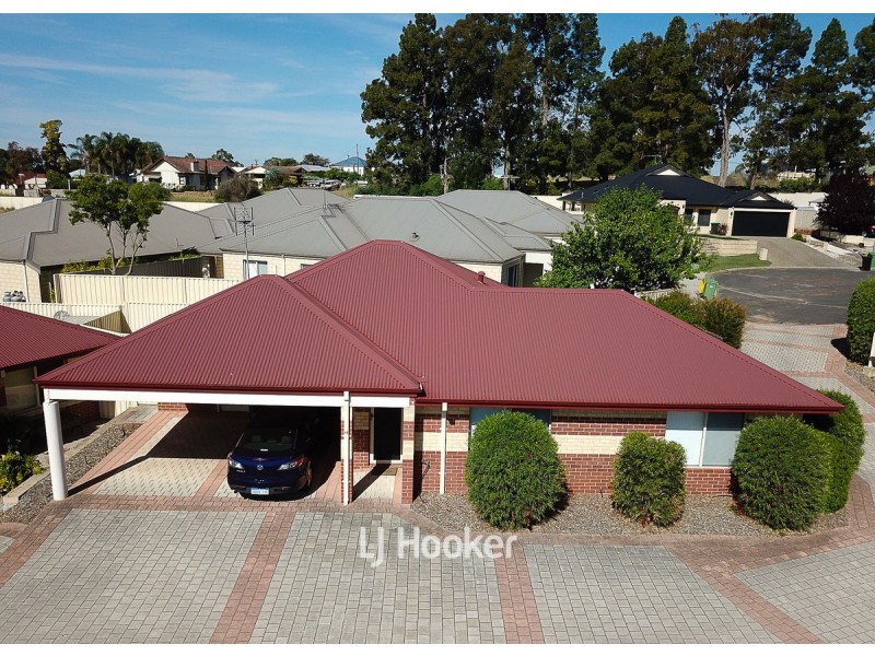 10/8 Ash Mews, Collie WA 6225