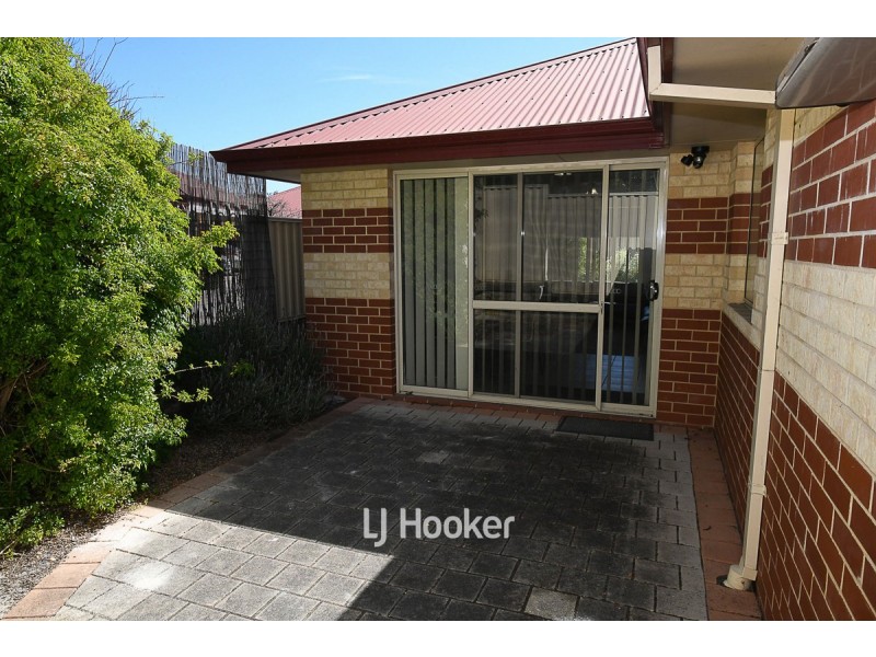 10/8 Ash Mews, Collie WA 6225