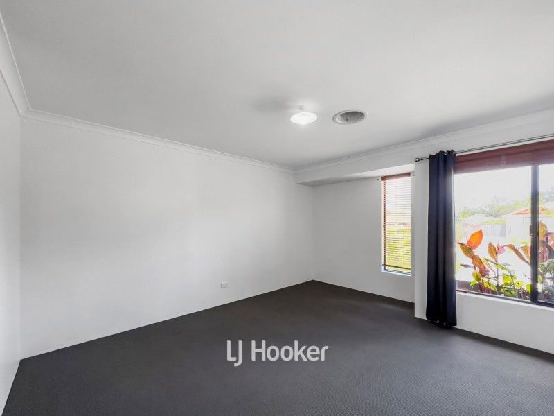 10 Lawson Road, Dalyellup WA 6230