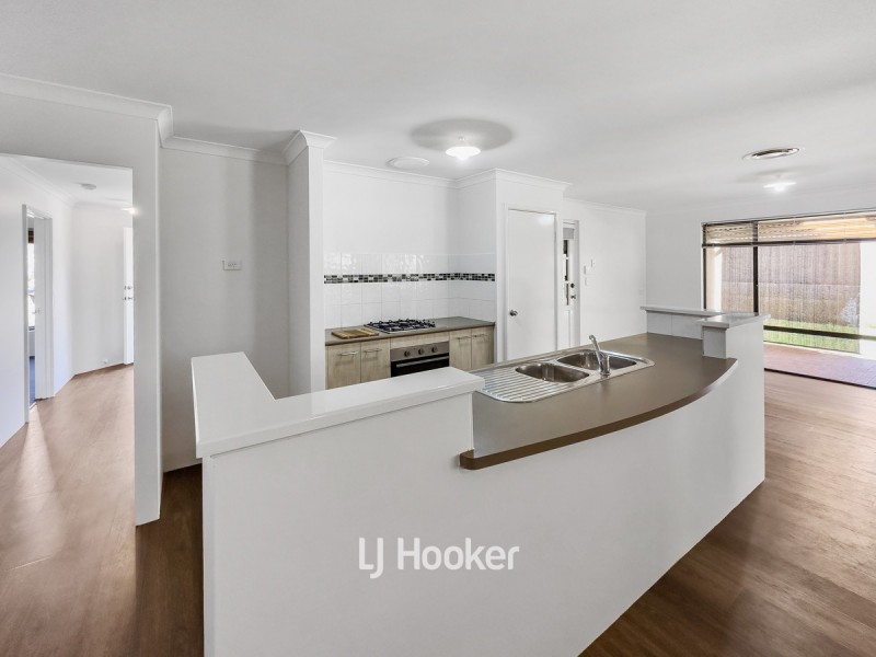 10 Lawson Road, Dalyellup WA 6230