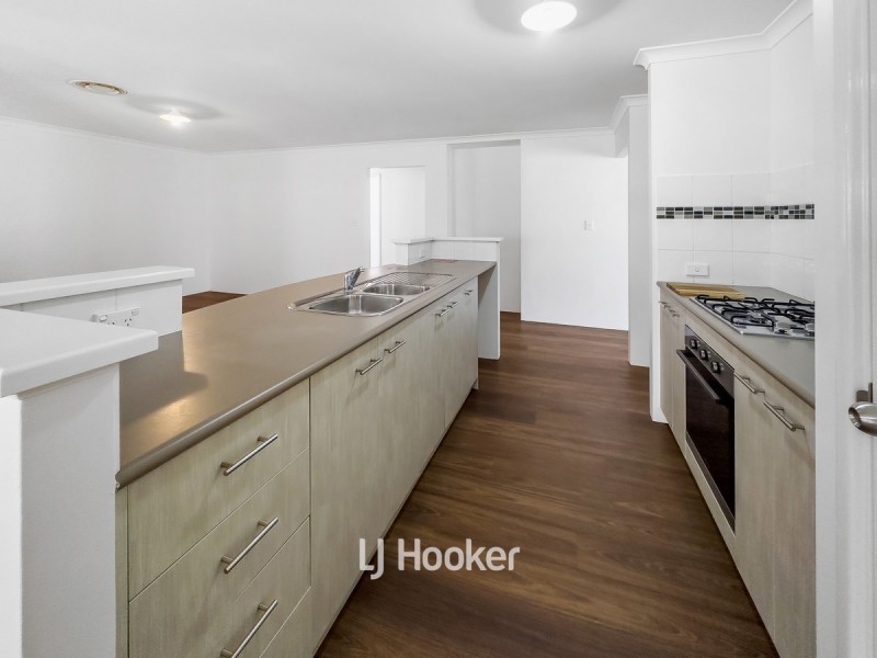 10 Lawson Road, Dalyellup WA 6230