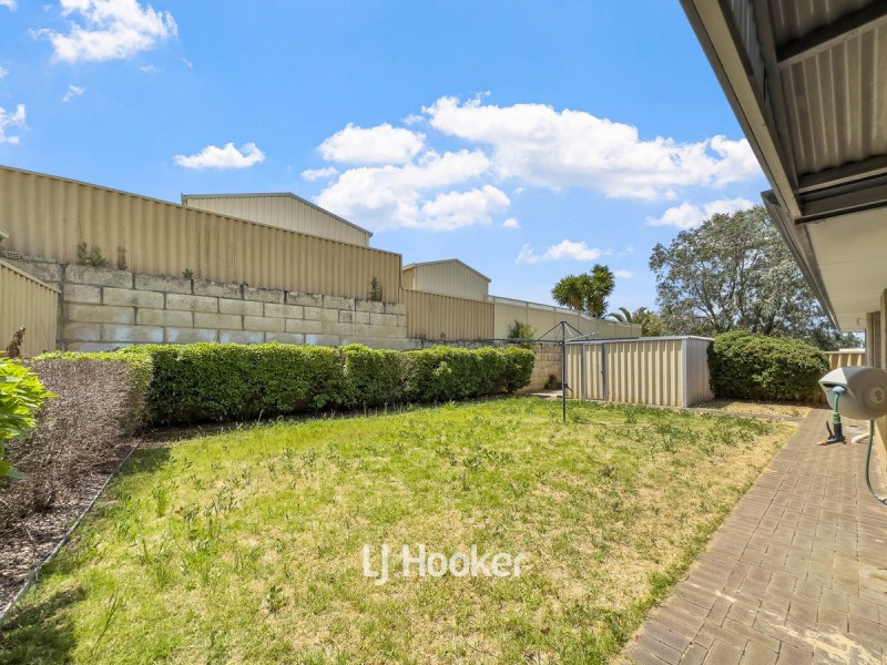 10 Lawson Road, Dalyellup WA 6230