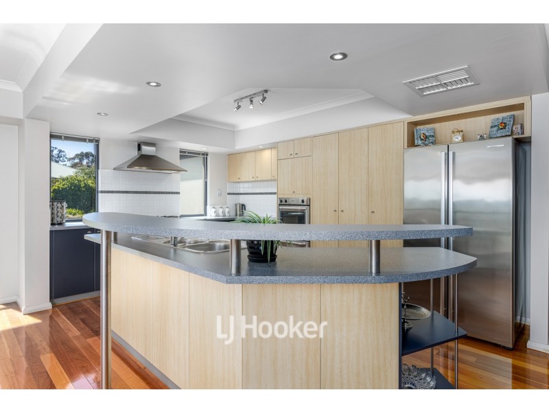 60 Samrose Road, Dalyellup WA 6230