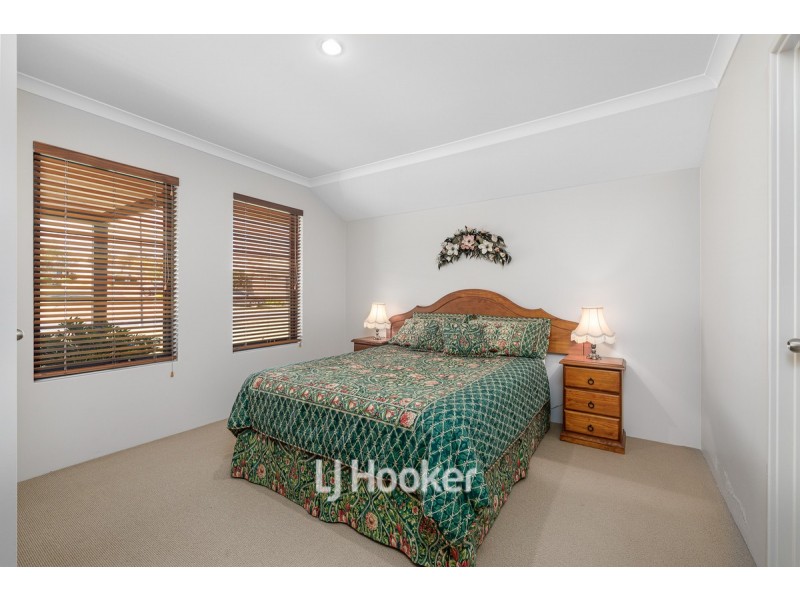 60 Samrose Road, Dalyellup WA 6230