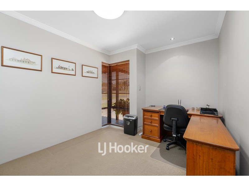 60 Samrose Road, Dalyellup WA 6230