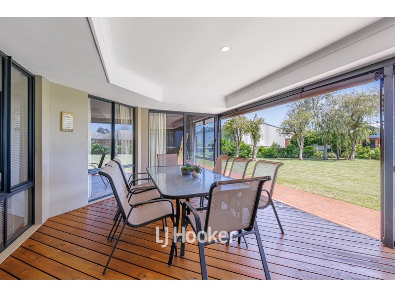 60 Samrose Road, Dalyellup WA 6230