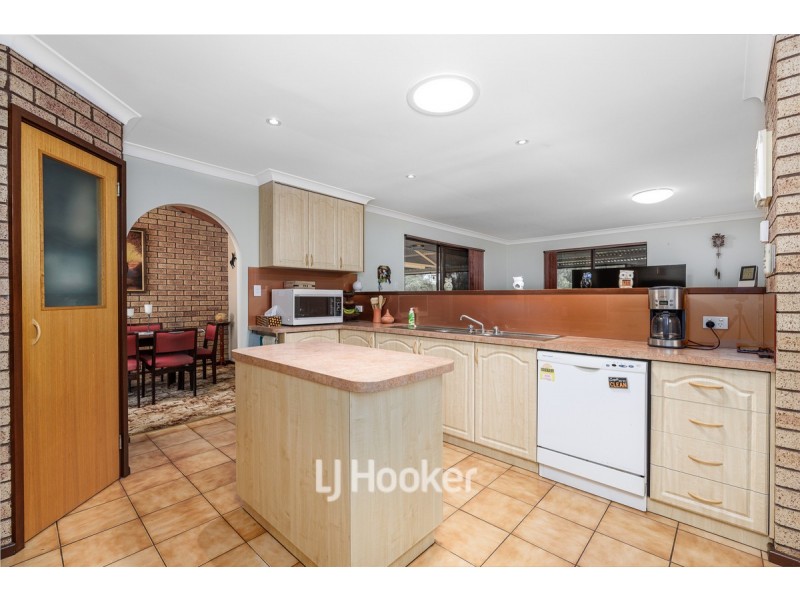 62 Quambi Drive, Stratham WA 6237