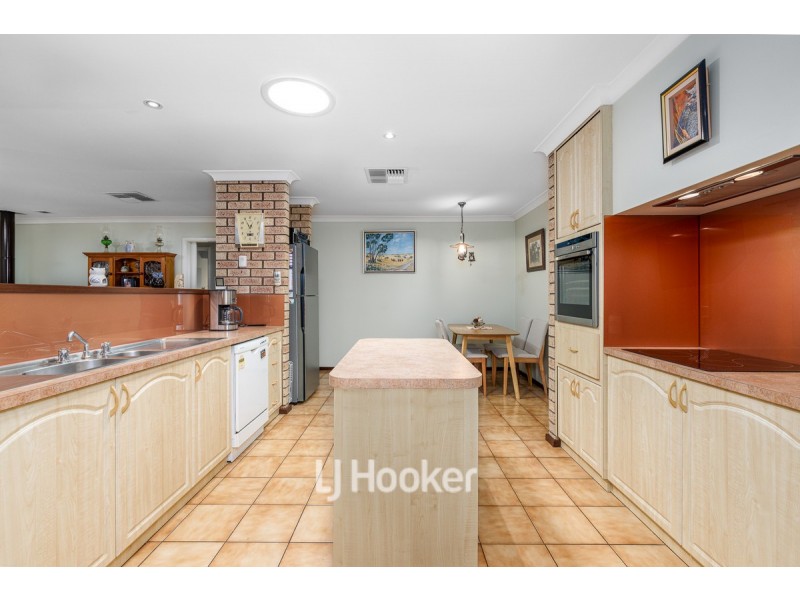 62 Quambi Drive, Stratham WA 6237