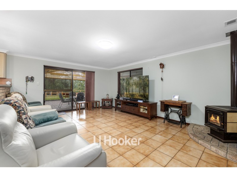 62 Quambi Drive, Stratham WA 6237