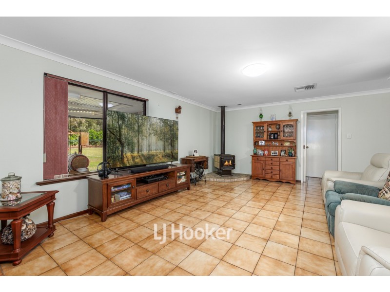 62 Quambi Drive, Stratham WA 6237