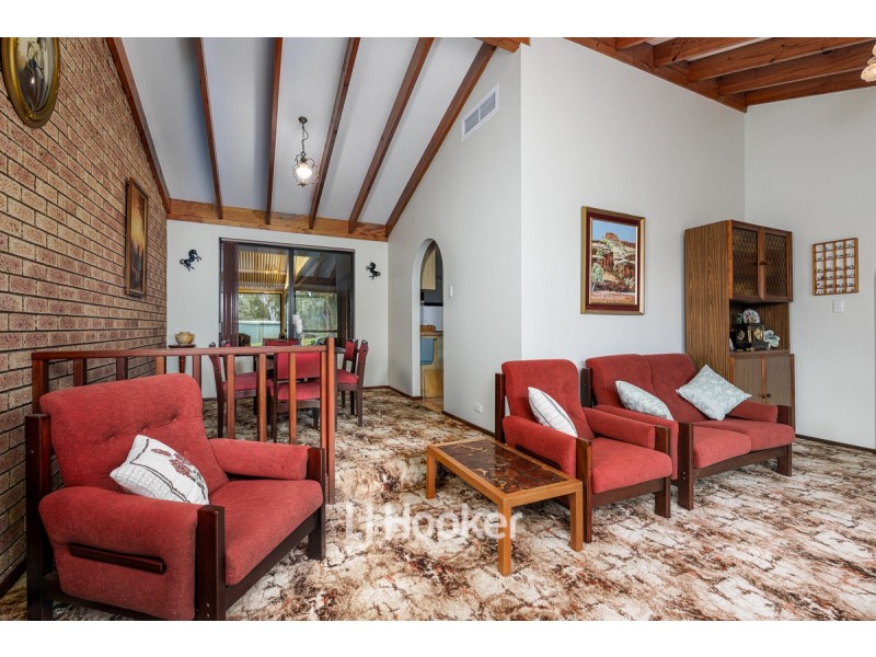 62 Quambi Drive, Stratham WA 6237