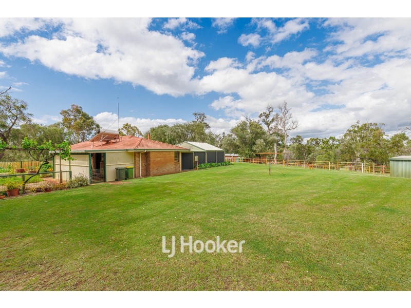 62 Quambi Drive, Stratham WA 6237