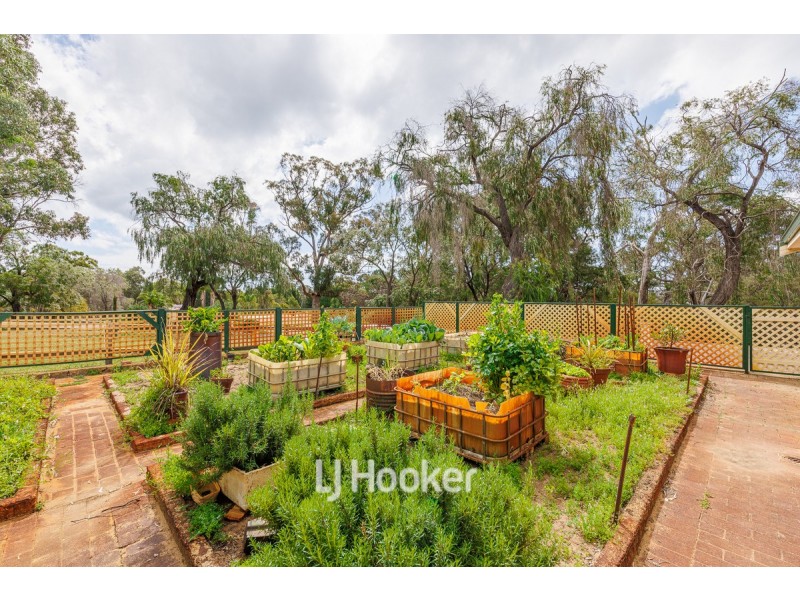 62 Quambi Drive, Stratham WA 6237